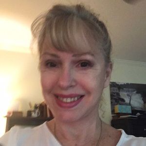 Meet your Posher, Claudia